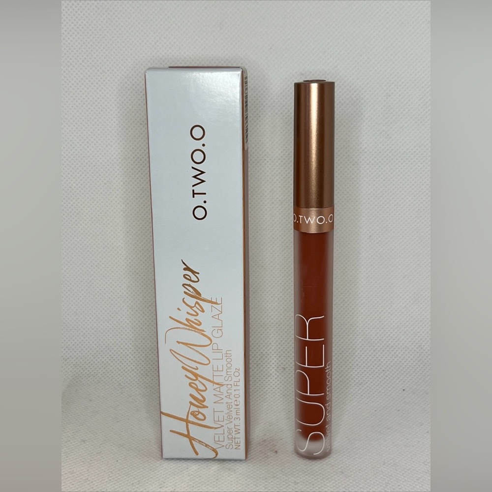 O.TWO.O Velvet Matte Lipstick Butter Maple